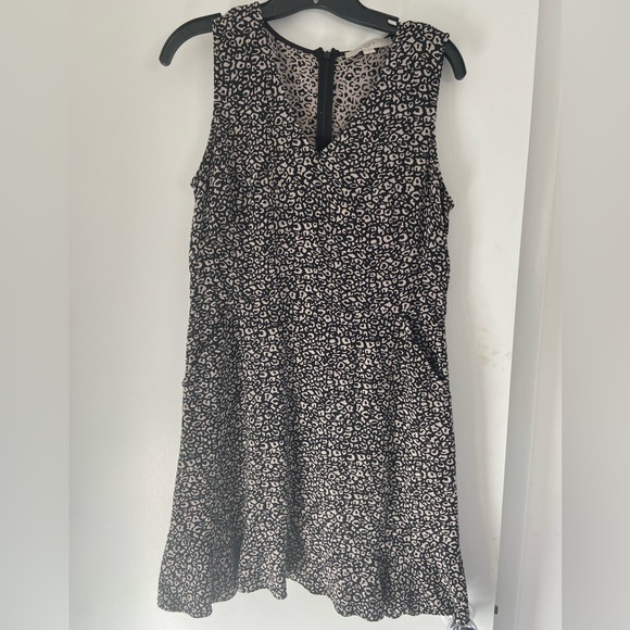 Ann Taylor LOFT Leopard Print Zip Back Dress. Size 8 and lightly worn - Picture 1 of 1